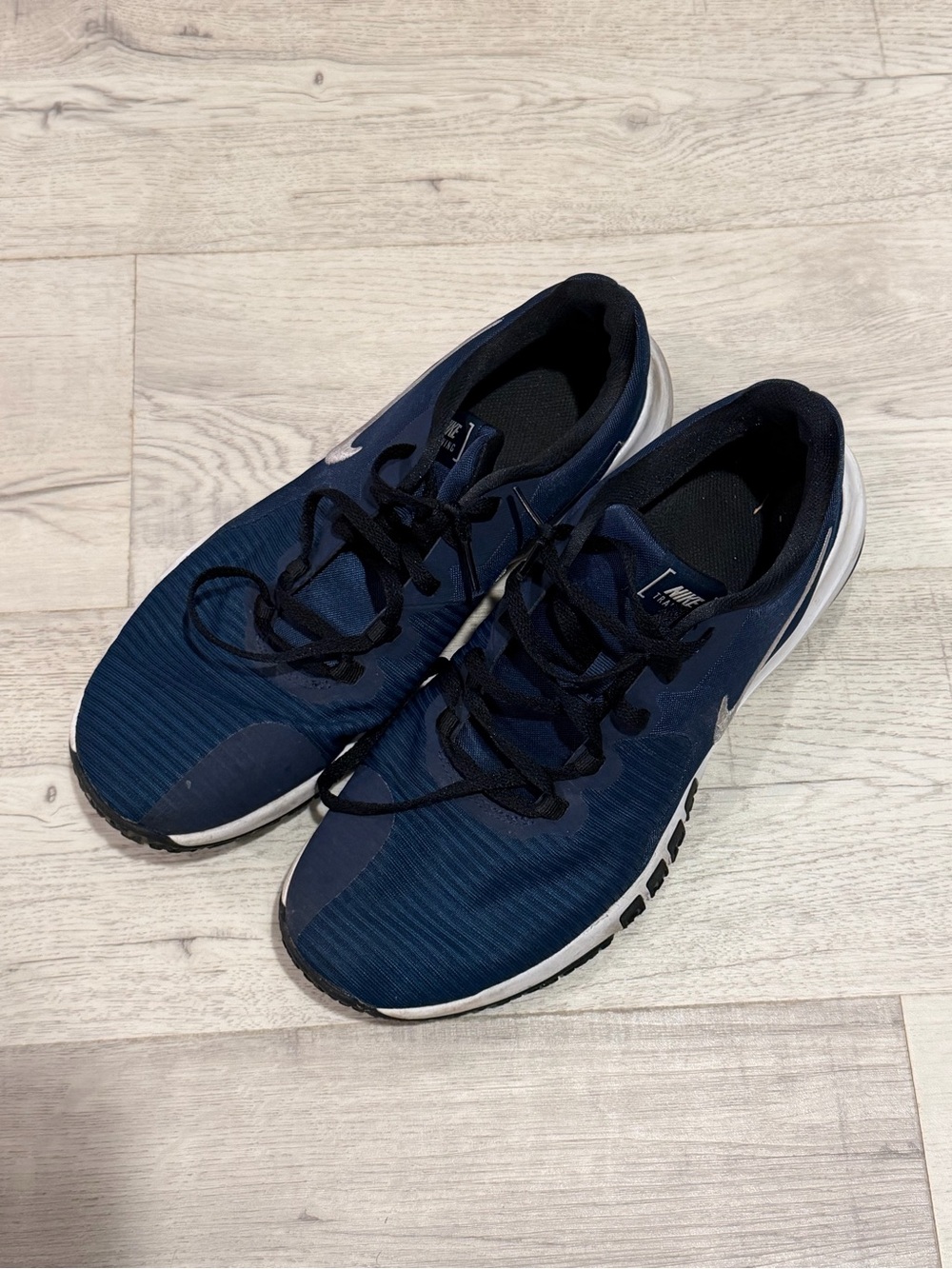 Nike Men's Navy Training Shoes sz 10.5